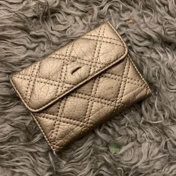 Gold Wallet - Picture 2 of 5